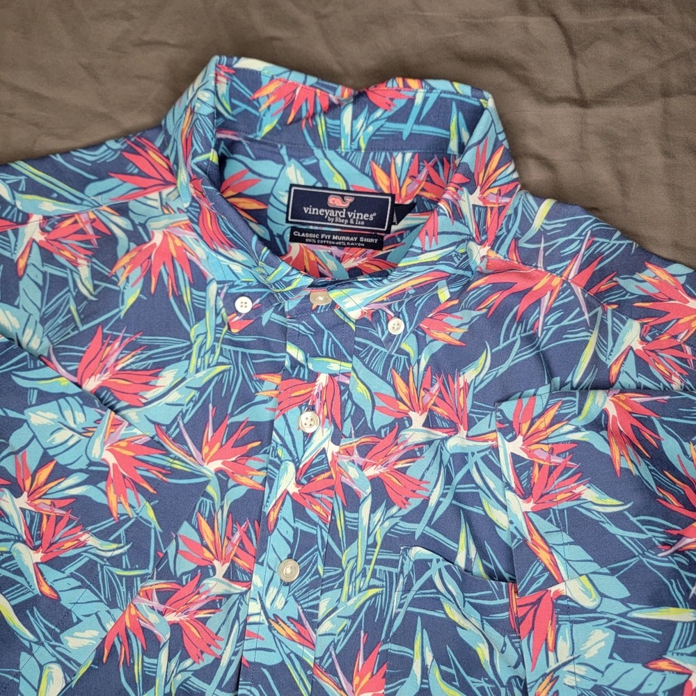 Vineyard Vines Classic Fit Murray Shirt Men's Large Short Sleeve All Over Print